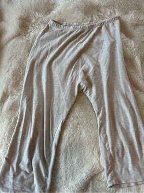Ripple Light Gray Cropped Wide-Leg Pants - Women's Ankle & Cropped